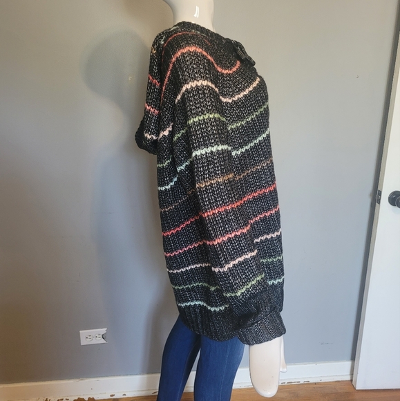 Torrid Chunky Pullover Hooded Raglan Sweater, BNWT, Size 1X - Picture 3 of 8